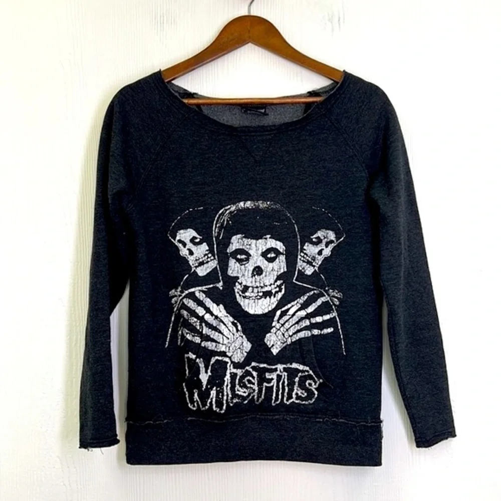 Misfits - Fiend Misfit Skulls Graphic Open Cut Neck Pocket Sweatshirt Size Small